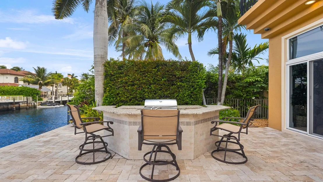 Photo of 929 Banyan Drive