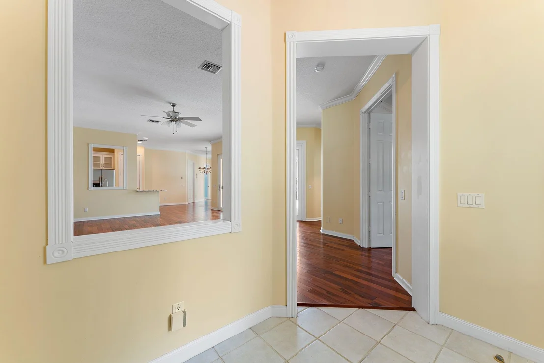 Photo of 215 New Haven Boulevard