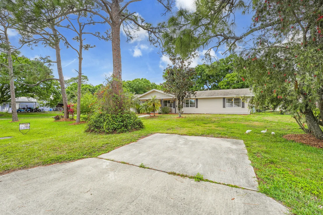 Photo of 5111 Palm Drive