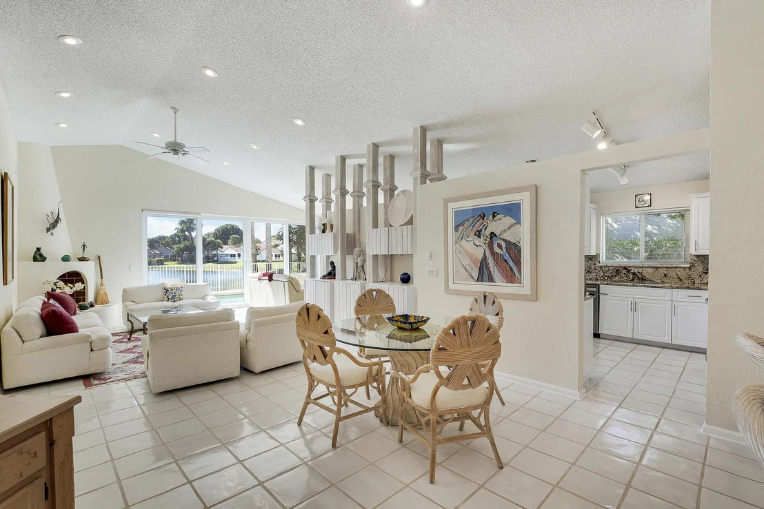 Photo of 7283 Via Palomar