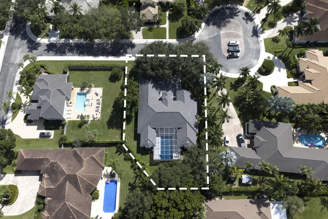 Photo of 2557 Seminole Circle