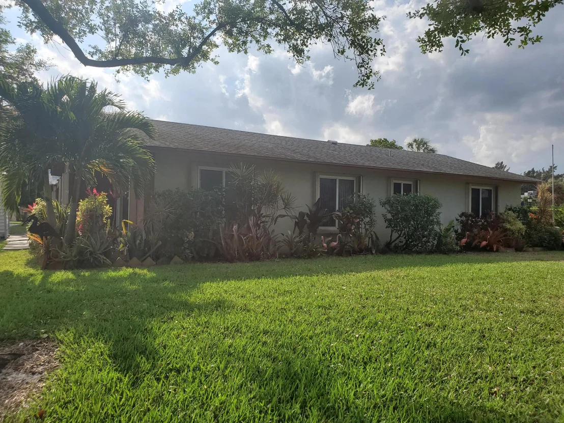 Photo of 2665 SE 27th Lane