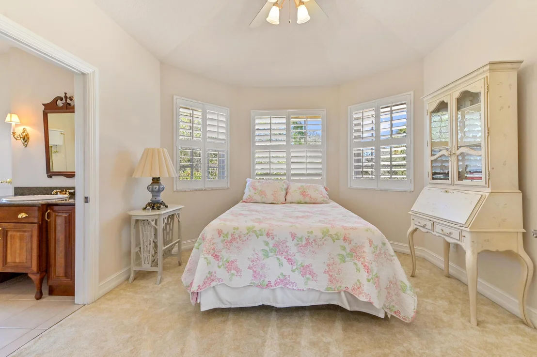 Photo of 8817 SE Compass Island Way