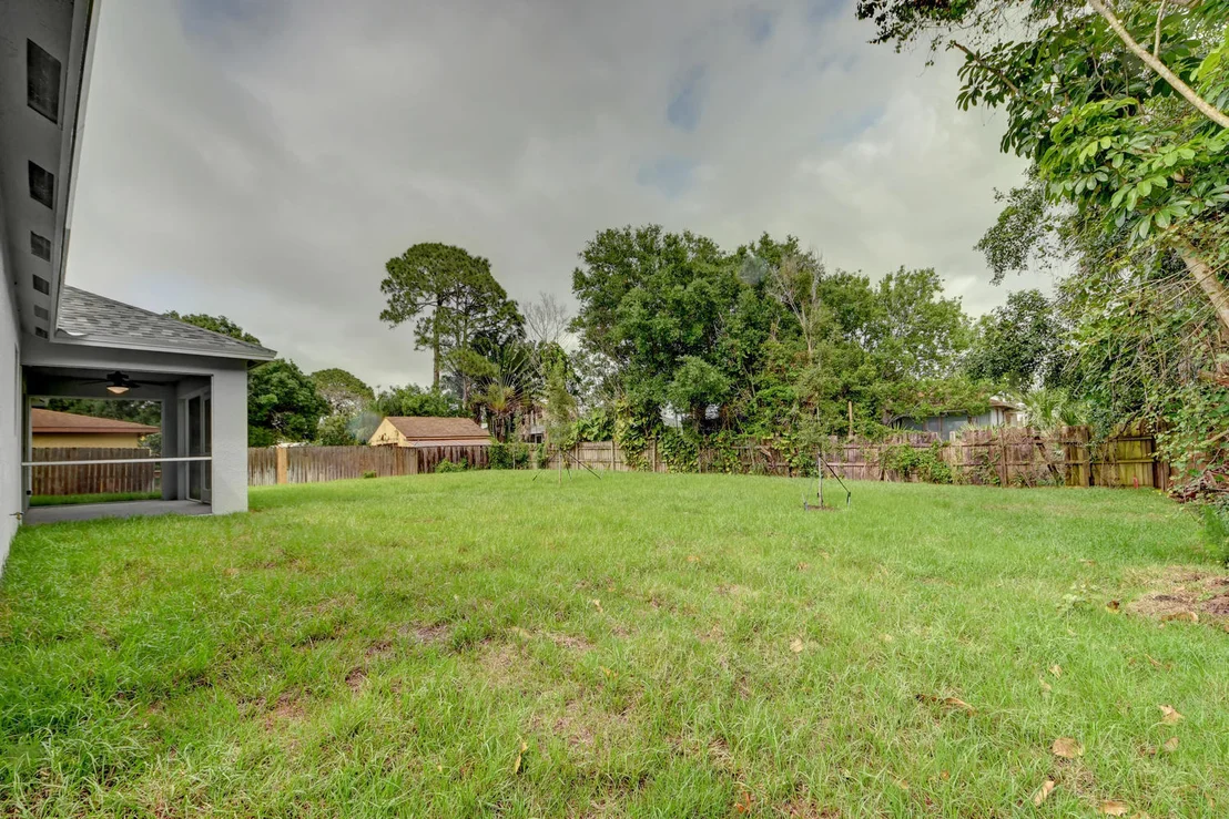 Photo of 5714 Sunset Boulevard