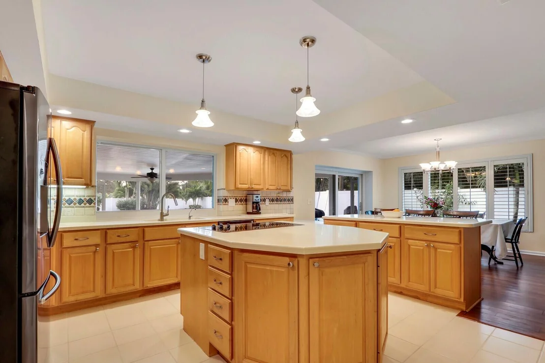 Photo of 41 Golfview Drive