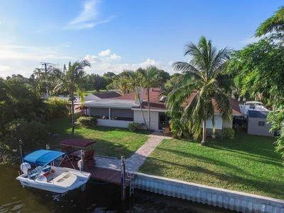 Photo of 864 Avocet Road