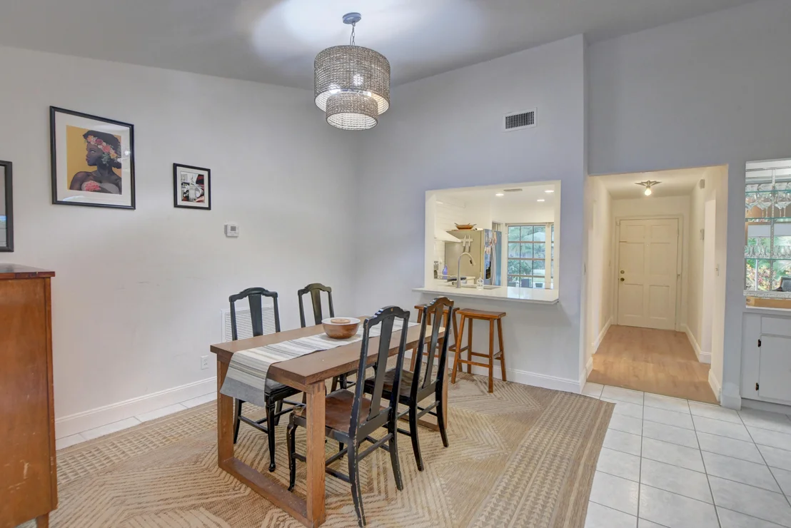 Photo of 299 Del Rio Boulevard