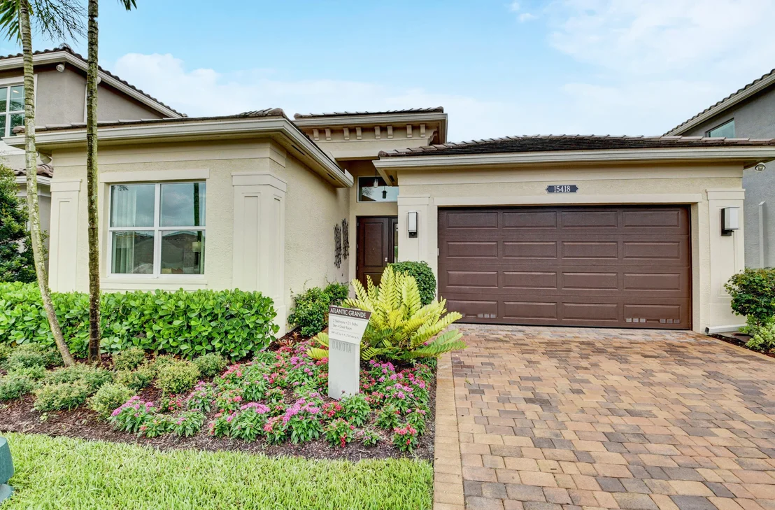 Photo of 15386 Blue River Road