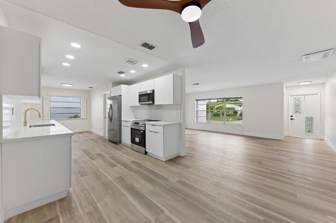 Photo of 7198 PINE FOREST Circle E