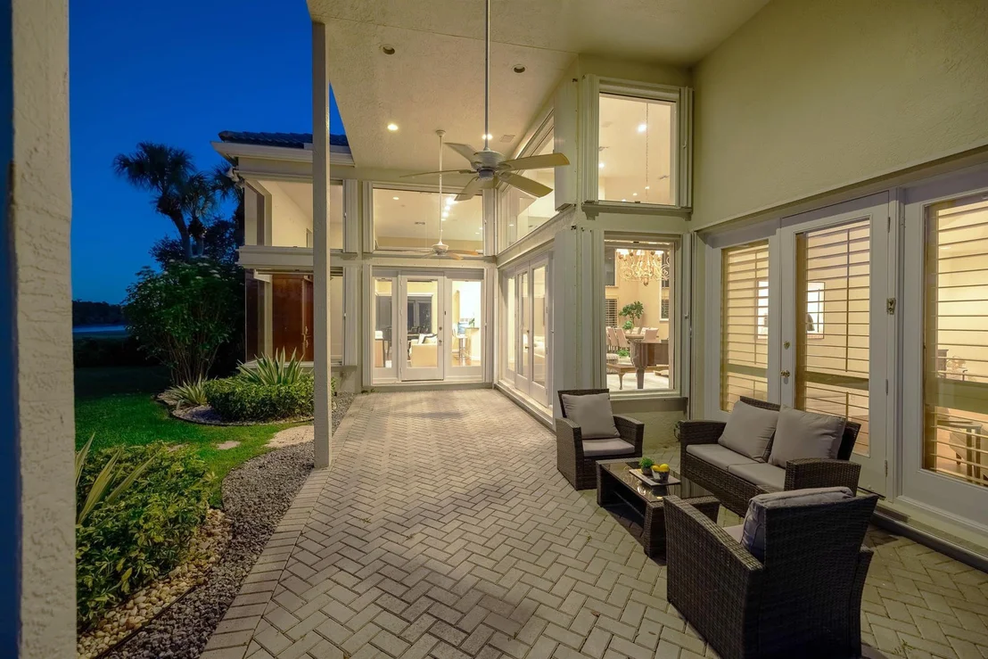 Photo of 2760 Pinehurst
