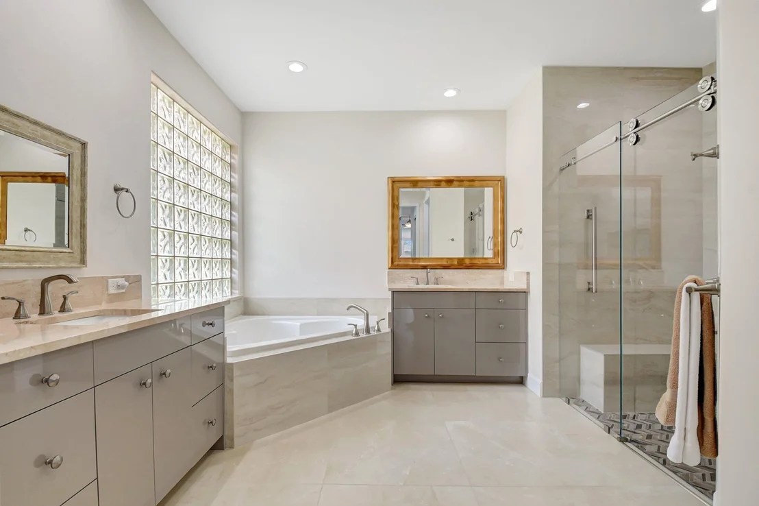 Photo of 13209 Alhambra Lake Circle