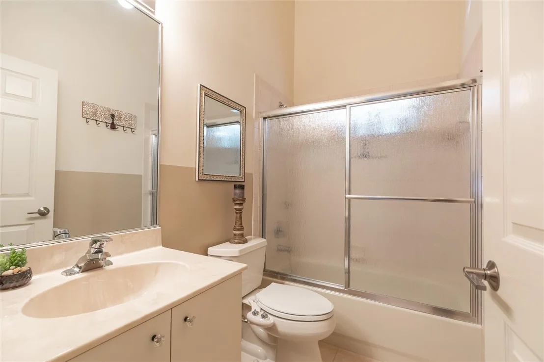Photo of 13055 Hampton Lakes Circle