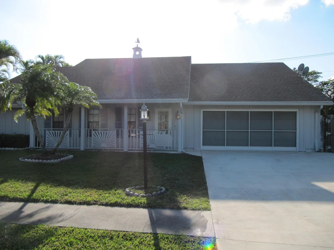 Photo of 1260 Holly Cove Drive