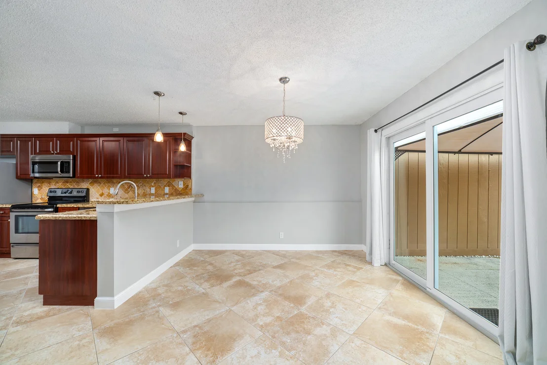 Photo of 333 Maplecrest Circle