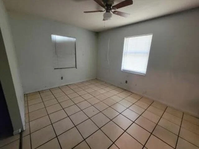 Photo of 3311 NW 24TH Avenue