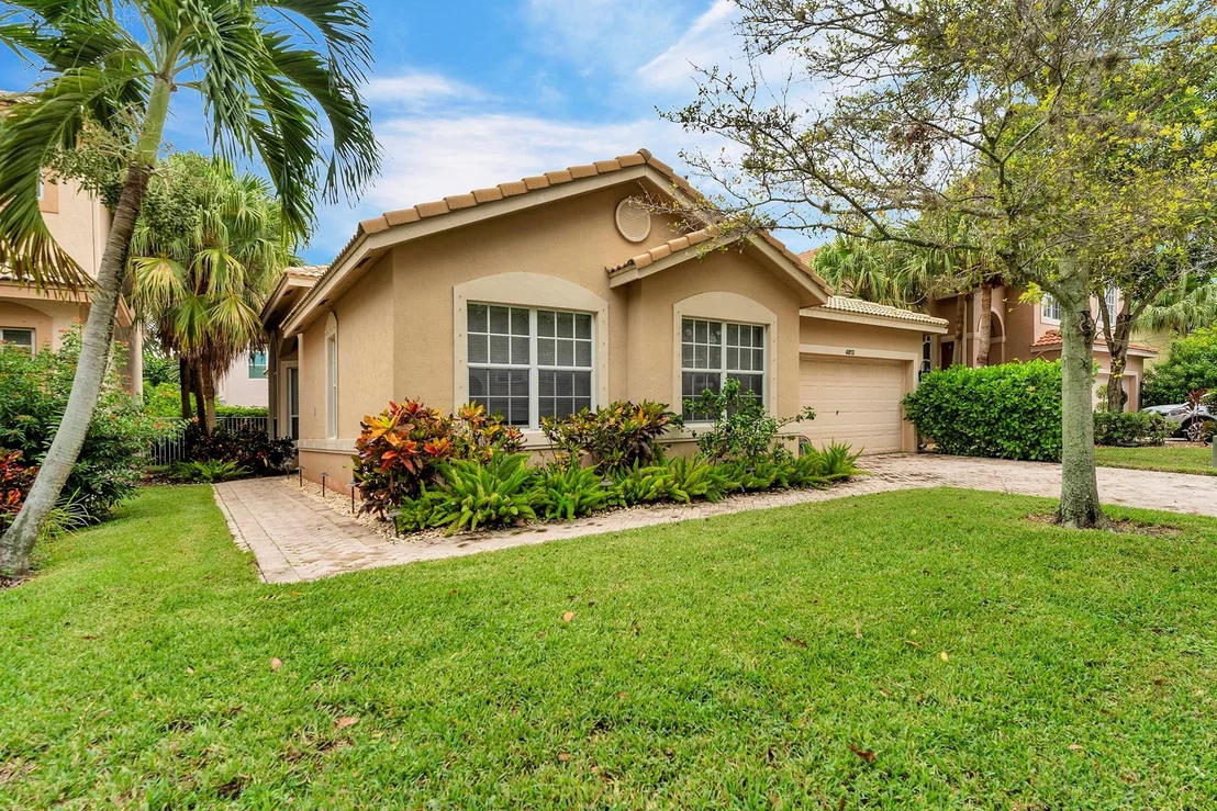 Photo of 4813 S Classical Boulevard