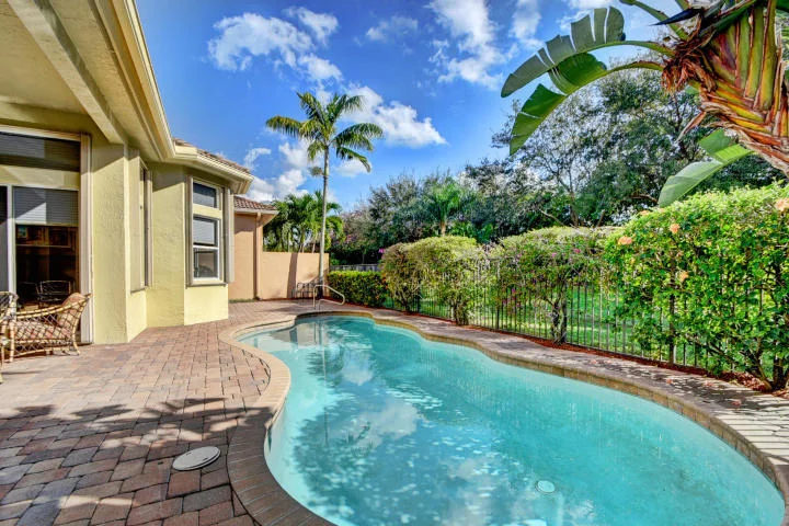Photo of 8186 Valhalla Drive