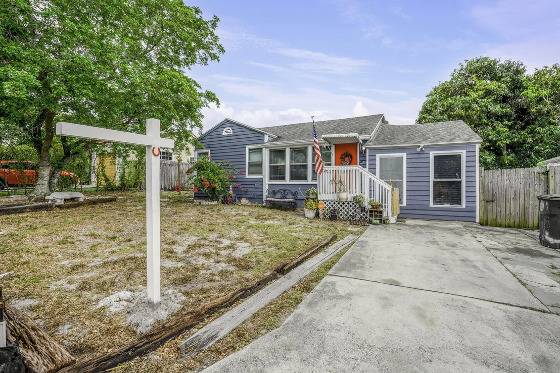 Photo of 806 Hampton Road