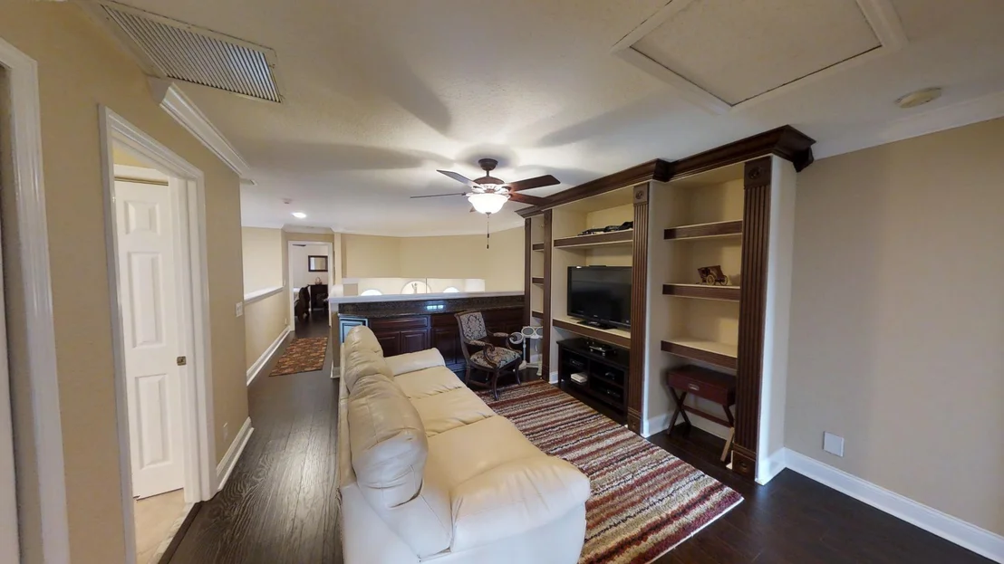 Photo of 11331 Edgewater Circle