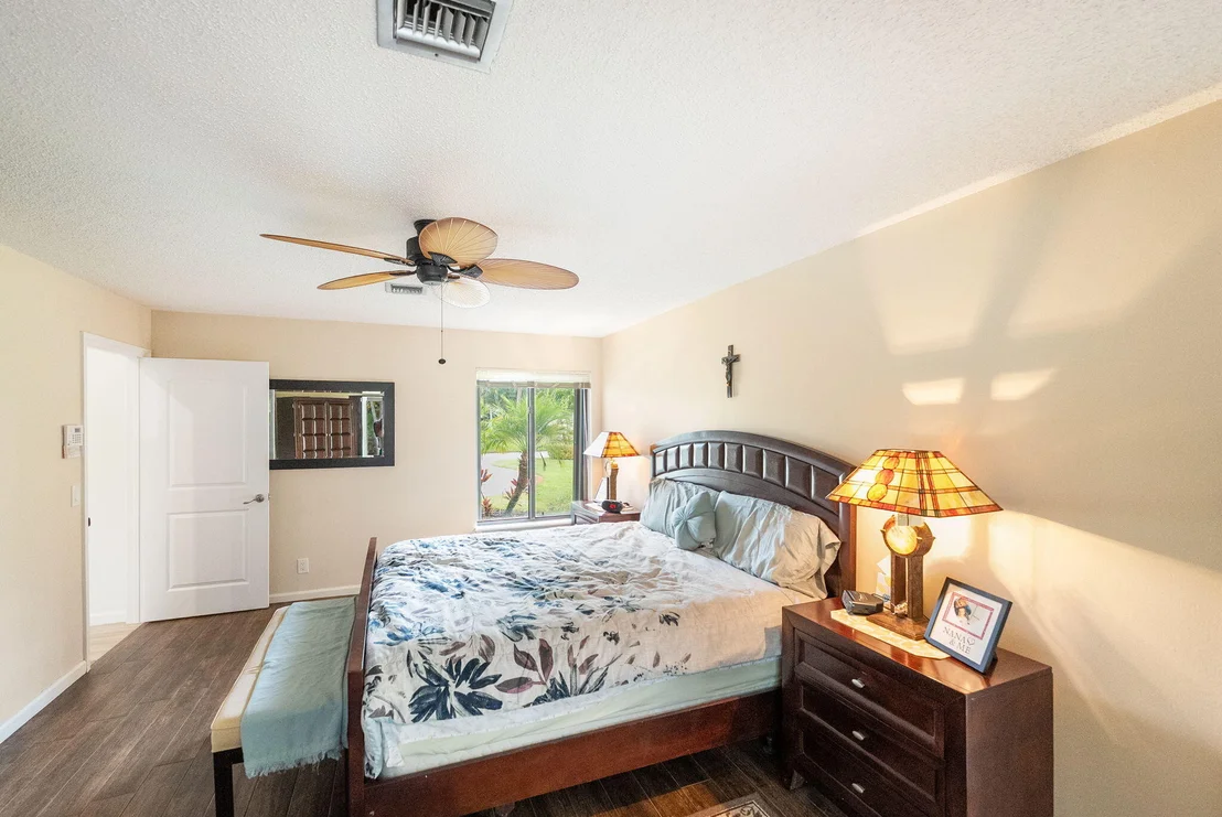 Photo of 17982 Tidewater Circle