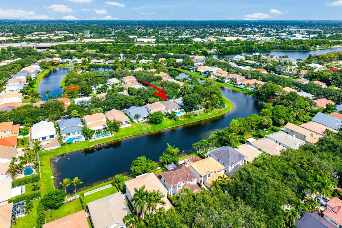 Photo of 583 Canoe Point
