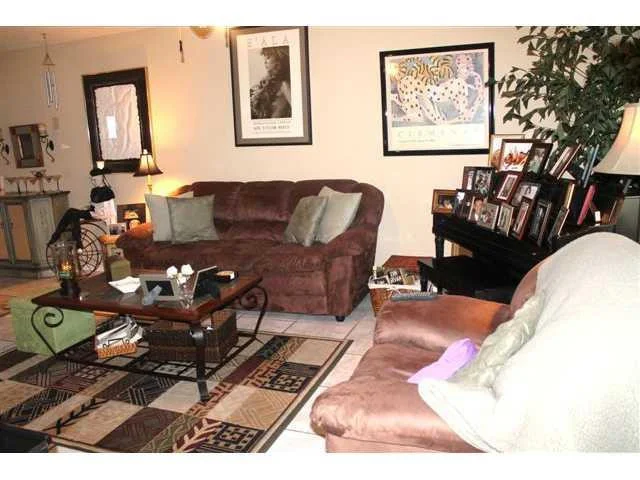 Photo of Unit F4 at 9641 Riverside Drive