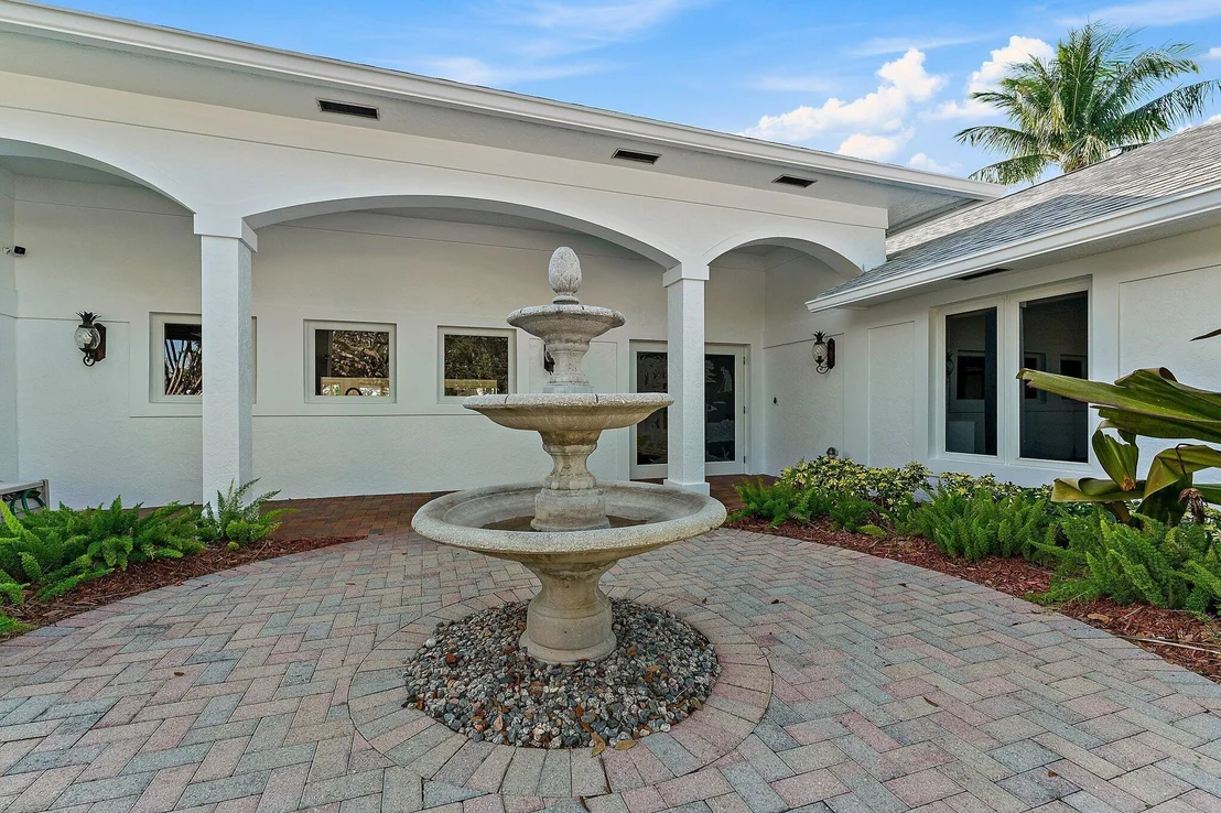 Photo of 209 Fairway W