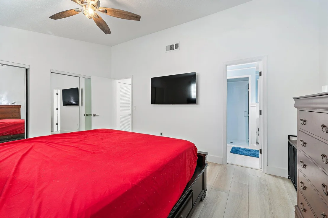 Photo of 162 Greentree Circle