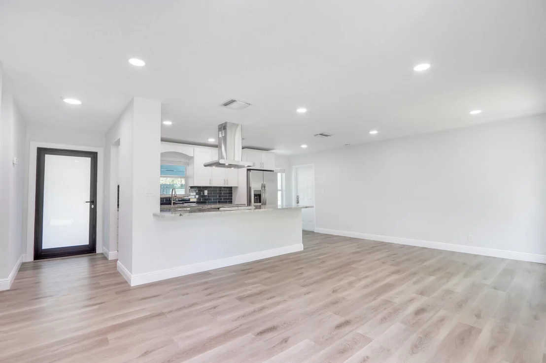 Photo of 904 Lighthouse Drive