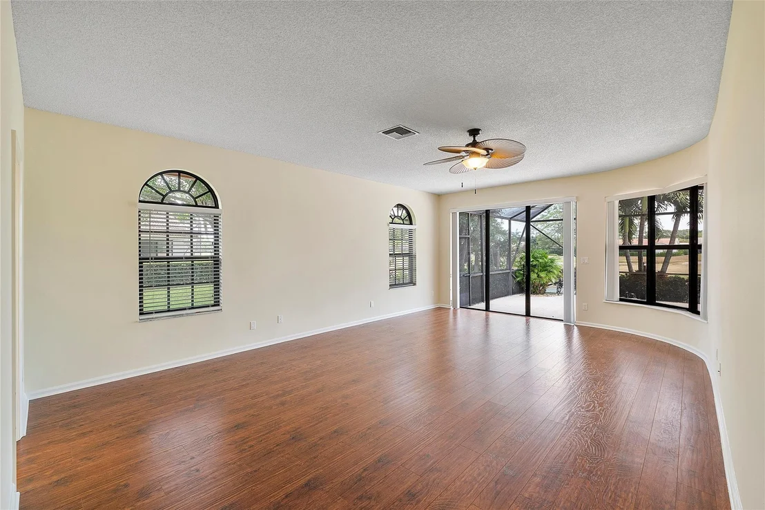 Photo of 10290 Camelback Lane