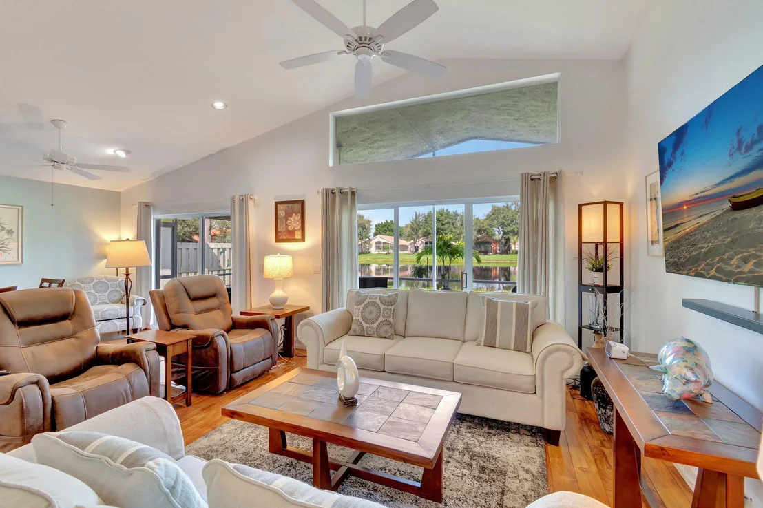 Photo of 7365 Lugano Drive