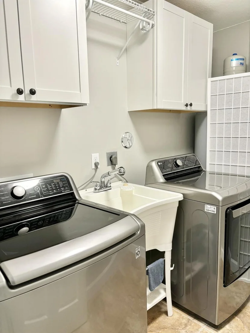Photo of 206 Meander Circle