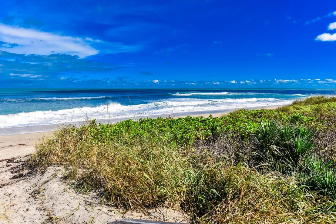 Photo of 1116 NE Oceanview Circle