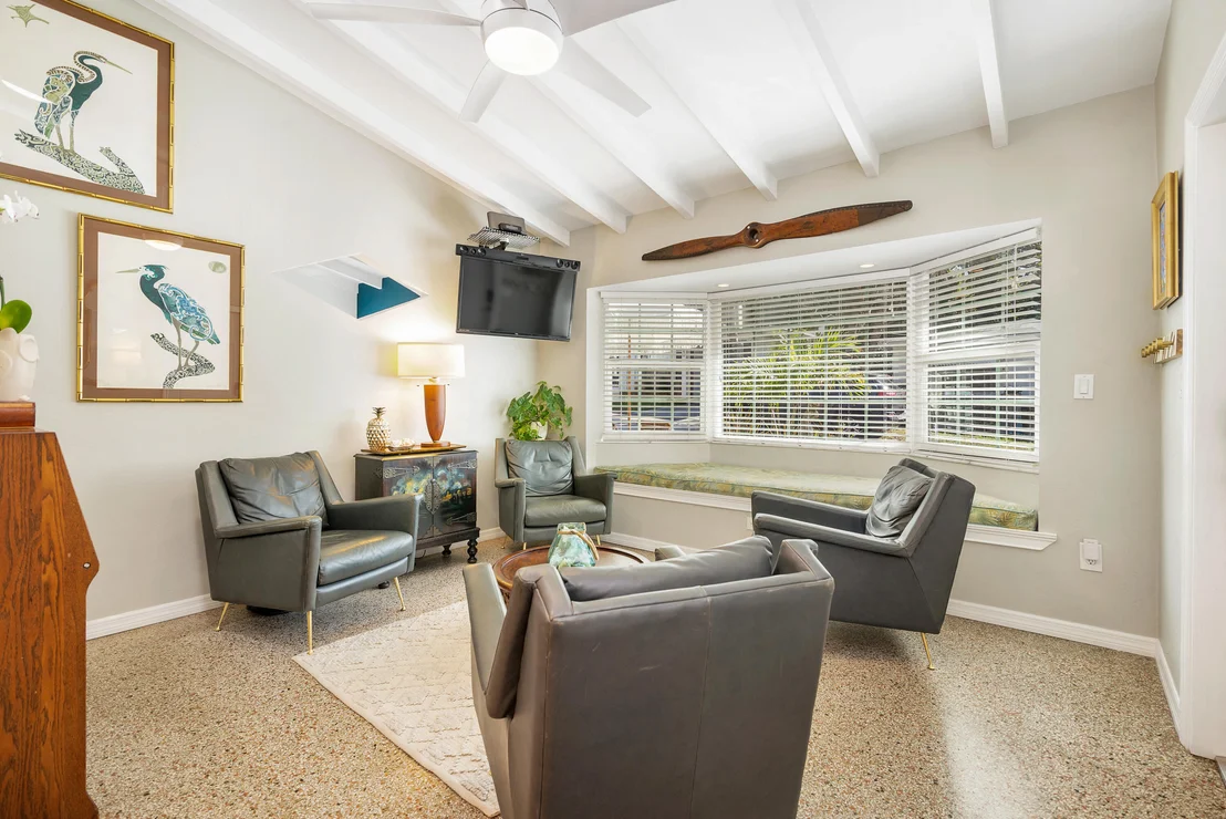Photo of 16 Surf Road