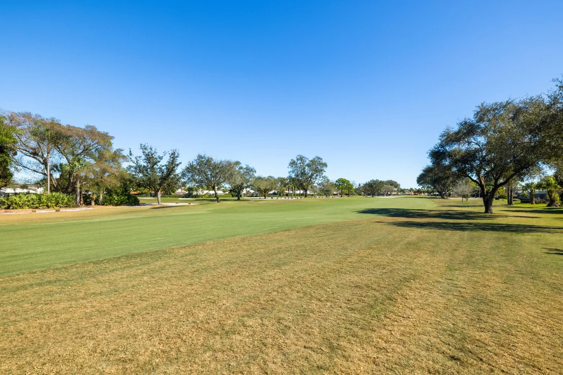 Photo of 2831 SE Fairway W