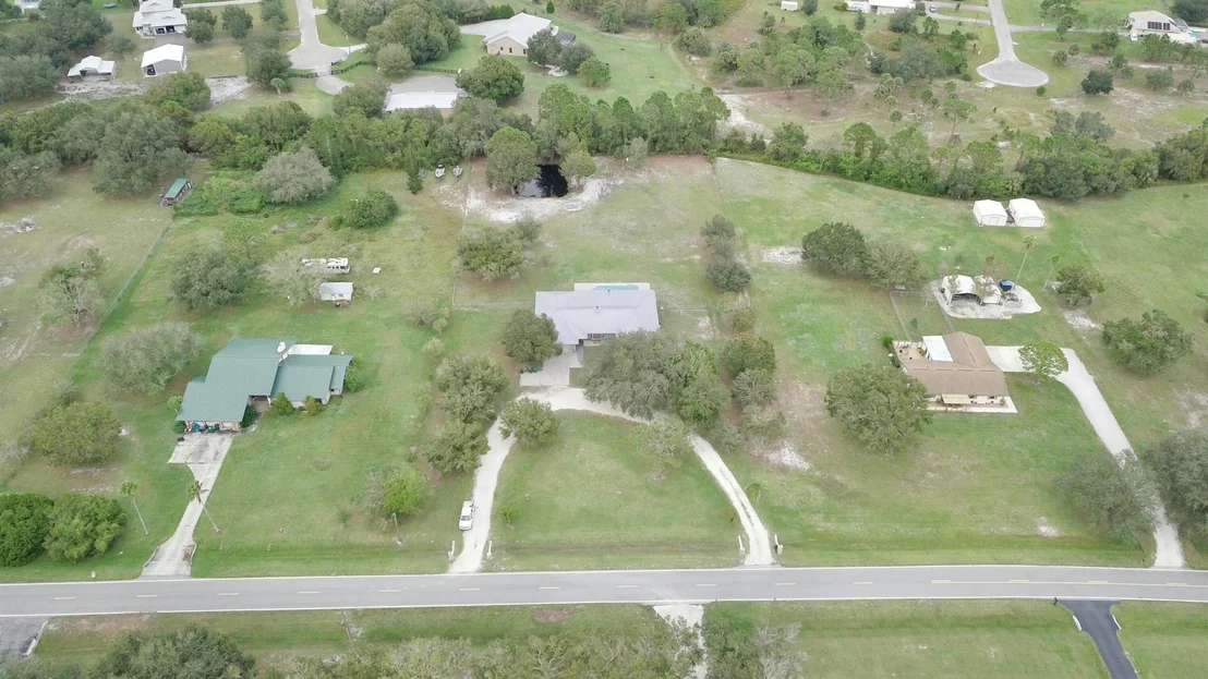 Photo of 2267 NE 54th Trail