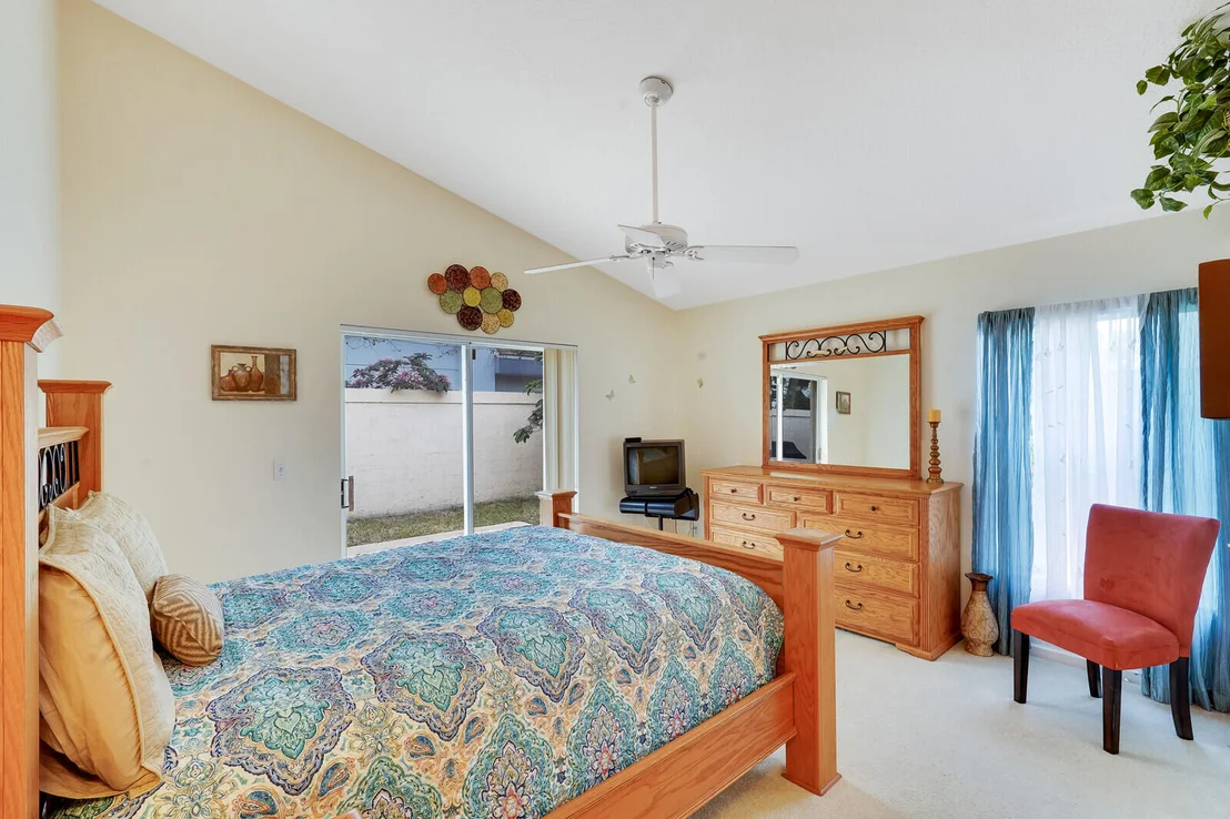 Photo of 262 W Moccasin Trail W