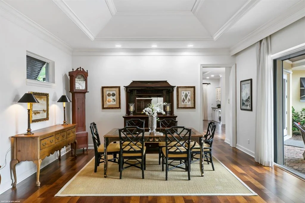 Photo of 724 Grove Place