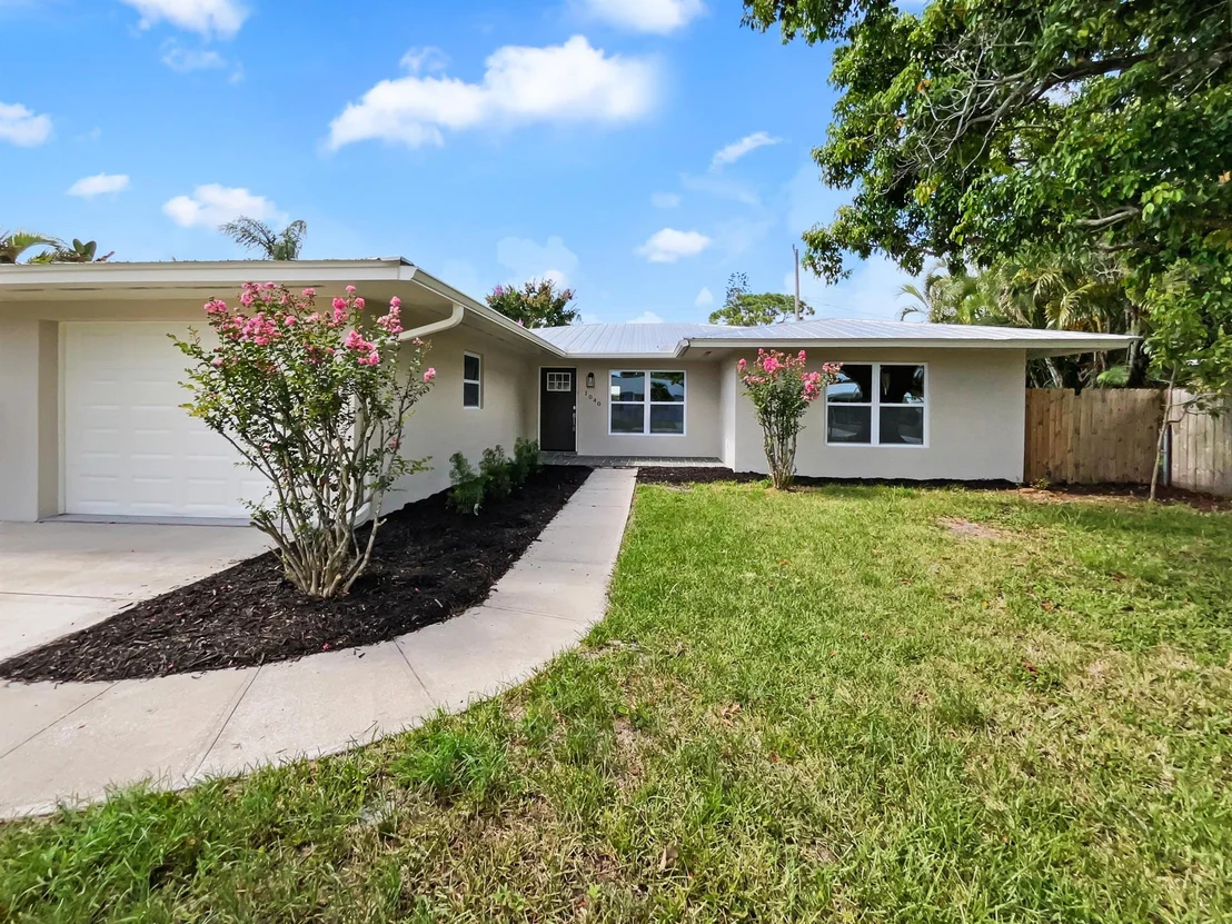 Photo of 1040 NW 16th Street