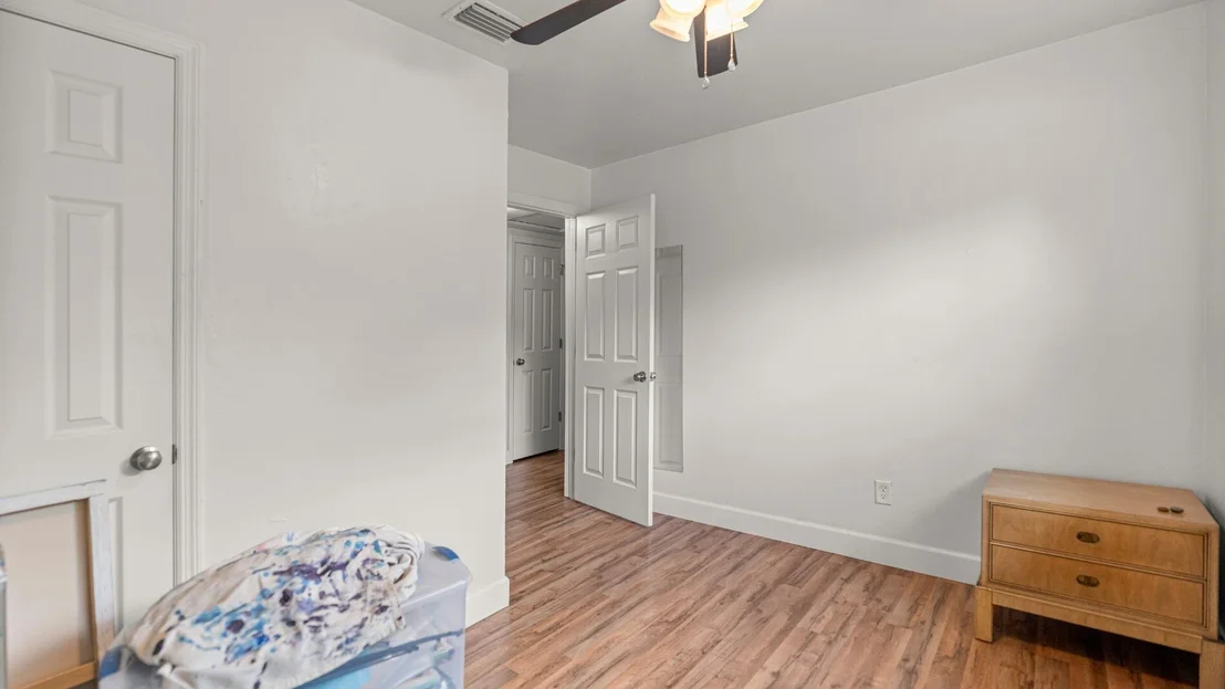 Photo of 1015 SE 10th Terrace