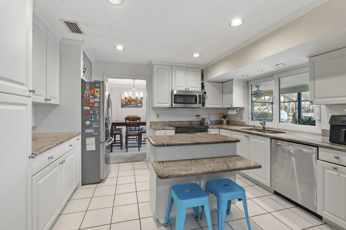 Photo of 3374 SE Fairway E