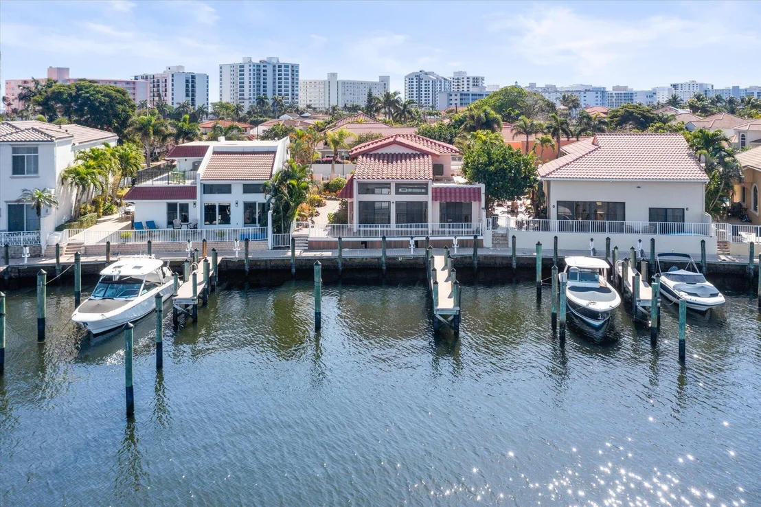 Photo of 571 Pelican Way