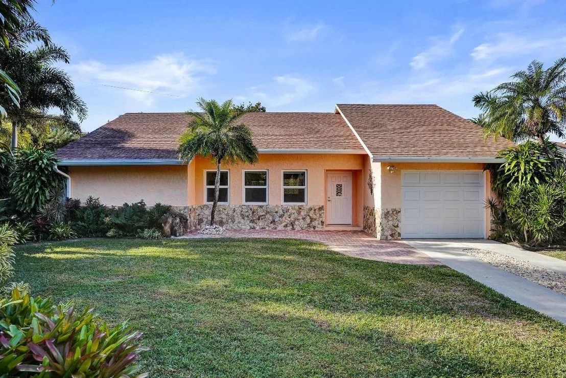 Photo of 1286 Audubon Boulevard