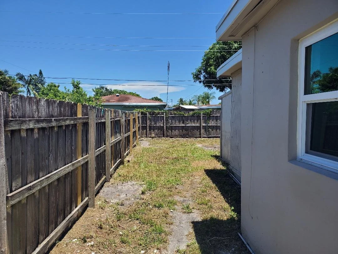 Photo of 6448 N Lawrence Road