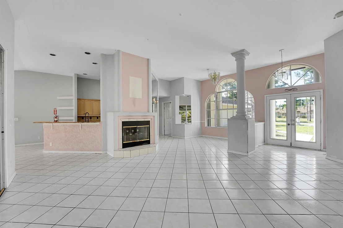 Photo of 14541 68th Street N