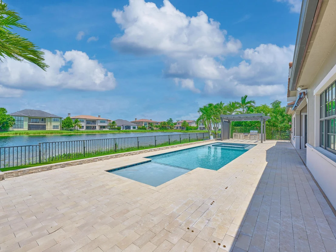 Photo of 8965 Watercrest Circle E