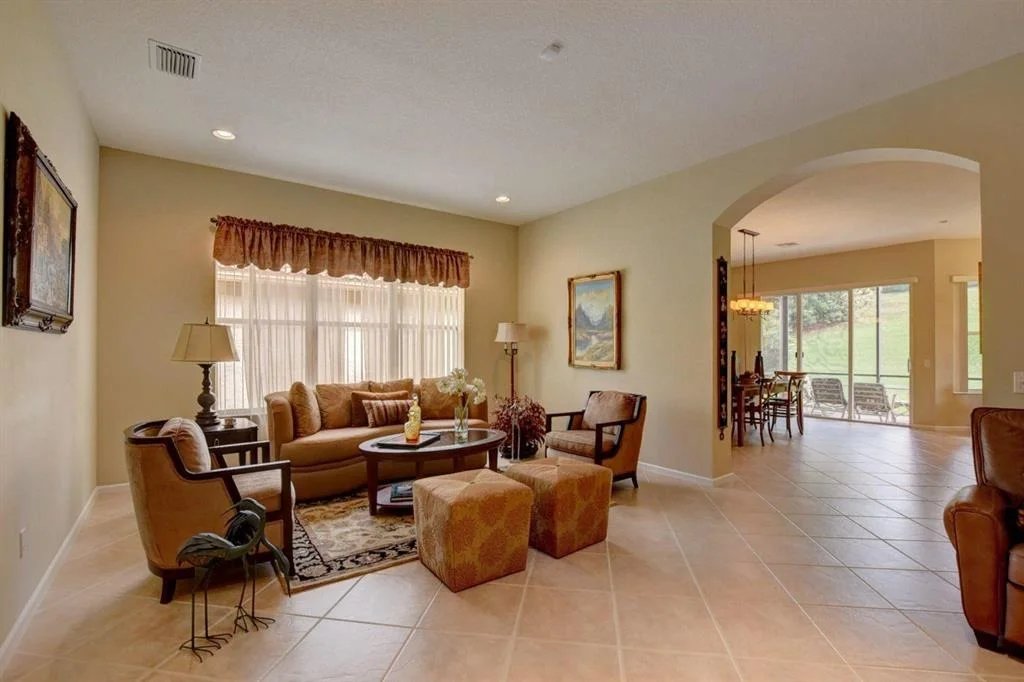 Photo of 7892 Charlemont Point