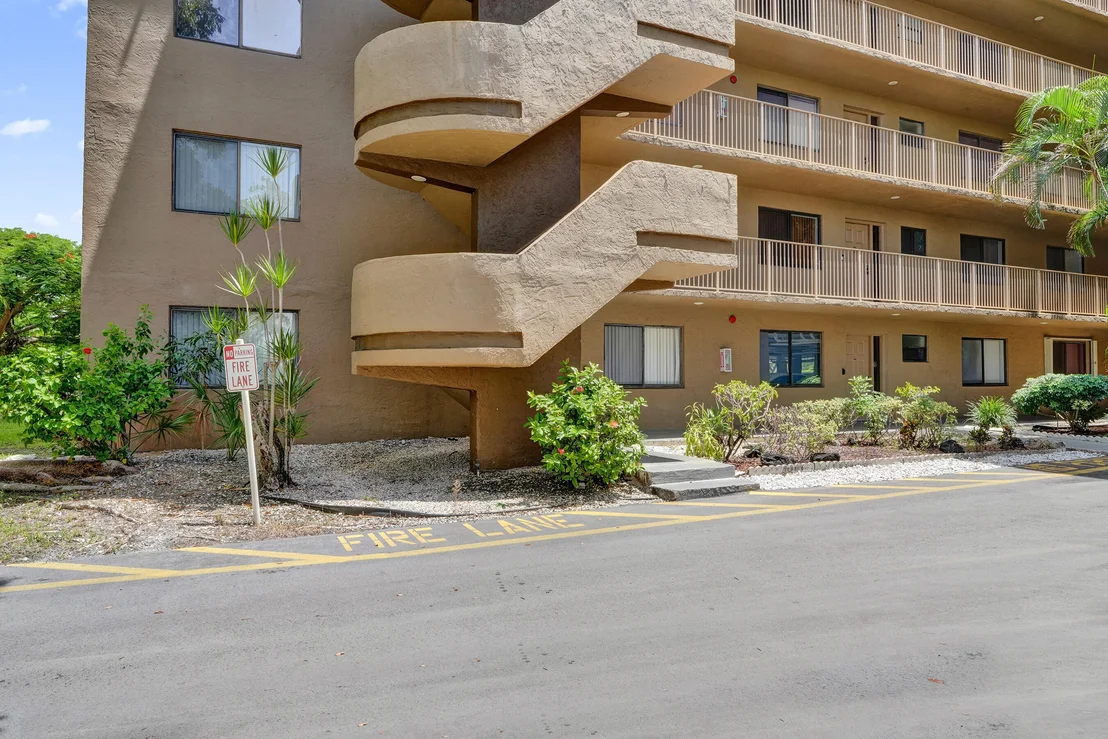 Photo of Unit 106 at 8030 Hampton Boulevard