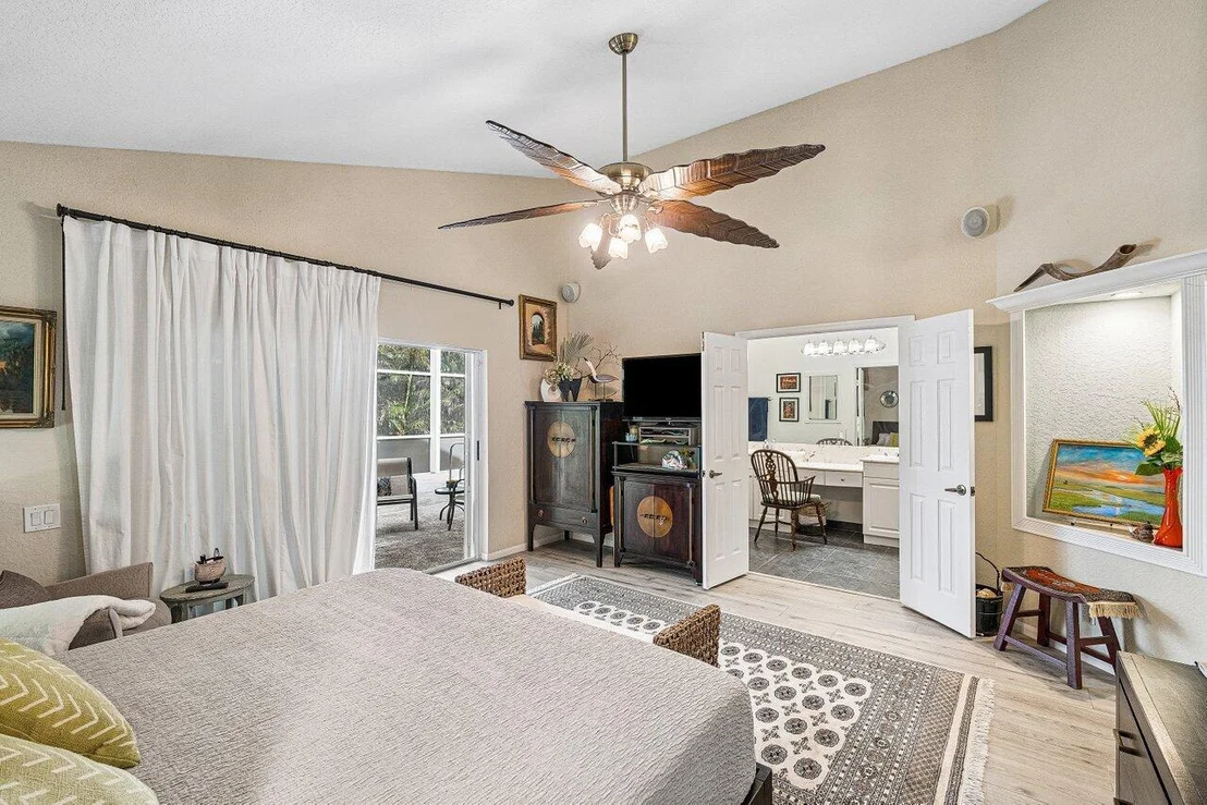Photo of 7398 Falls Road W