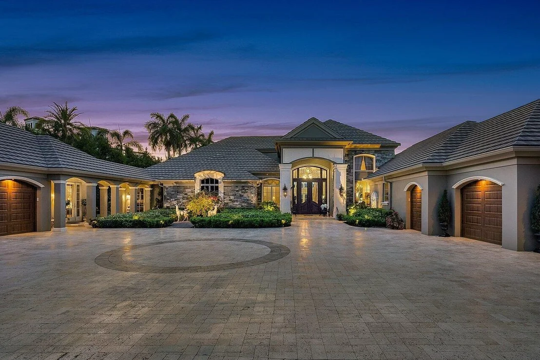 Photo of 376 Eagle Drive